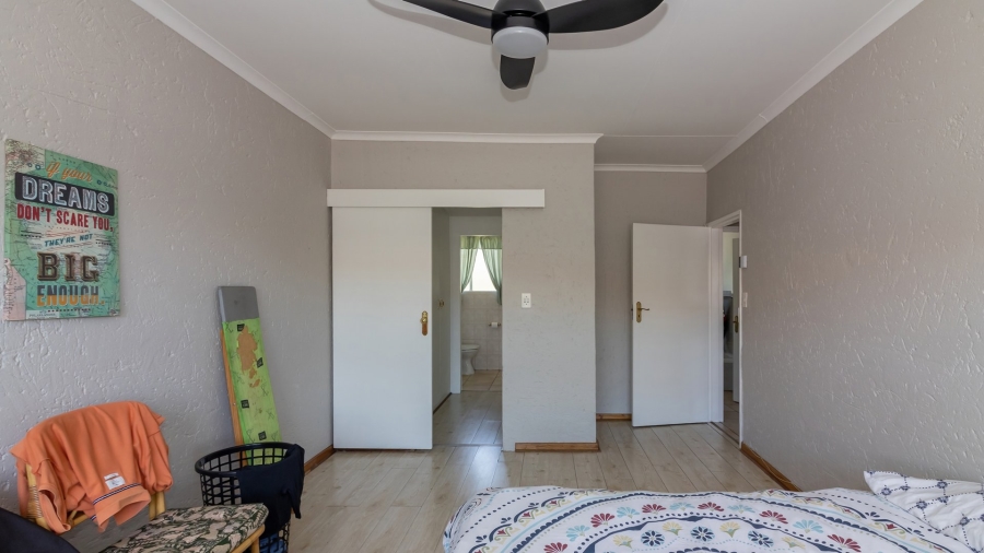3 Bedroom Property for Sale in Kroonheuwel Free State